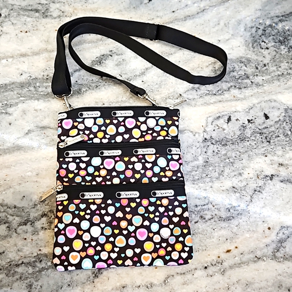 LeSportsac heart pattern 3 pocket crossbody
